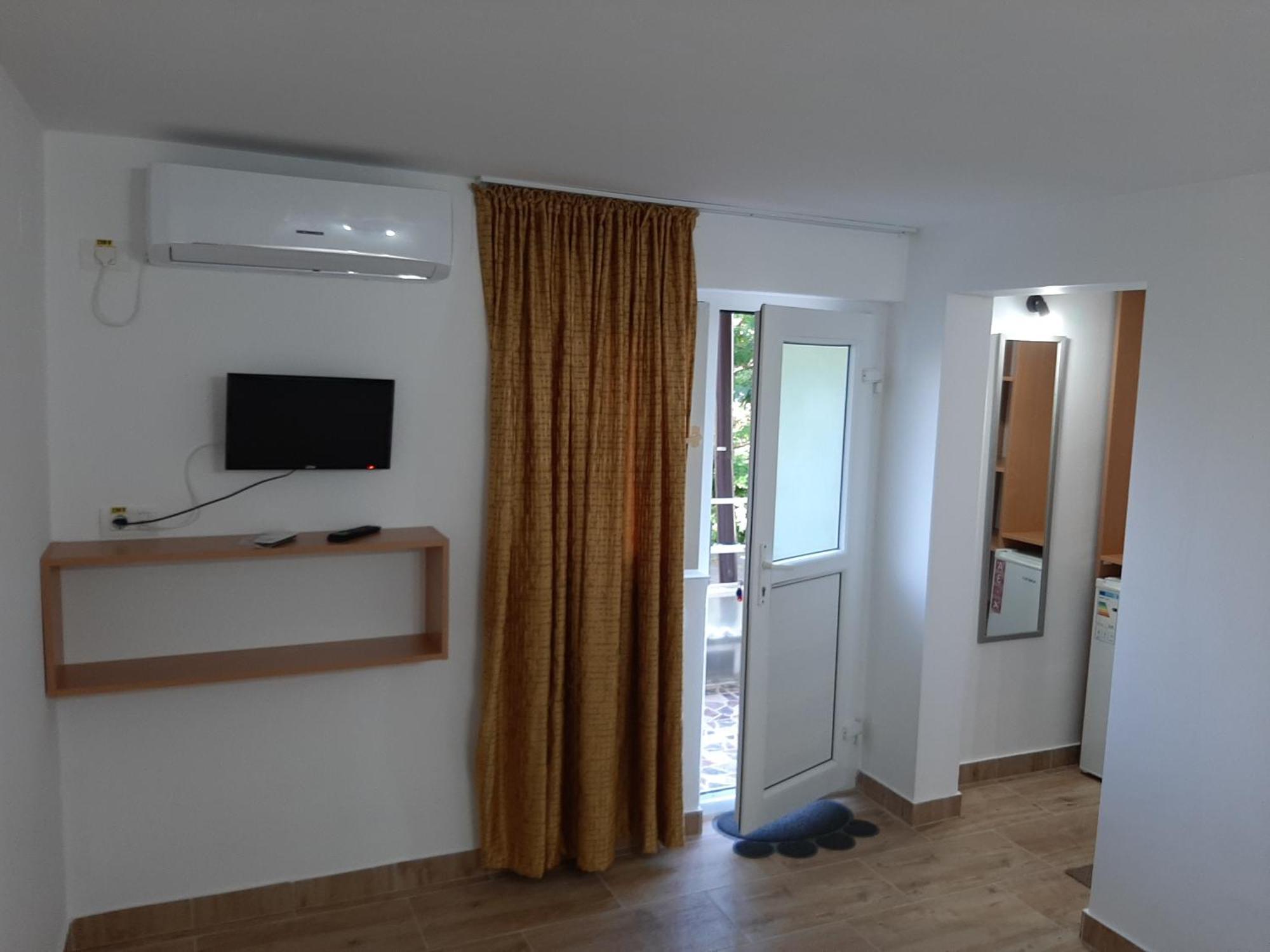 קוסטינסטי Vila Andra מראה חיצוני תמונה